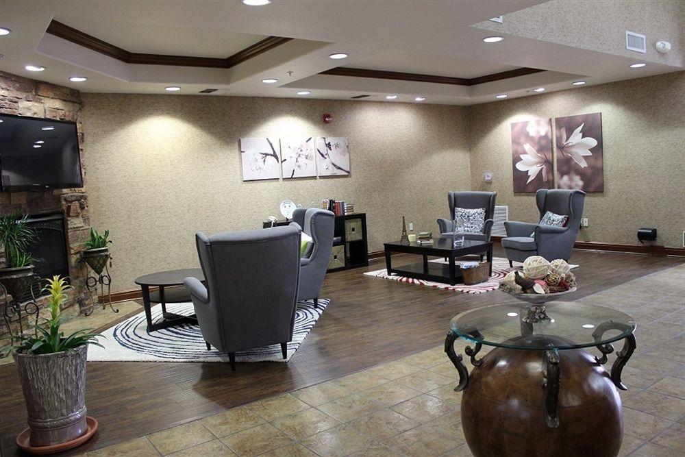 Holiday Inn Express Tehachapi By Ihg Exterior foto